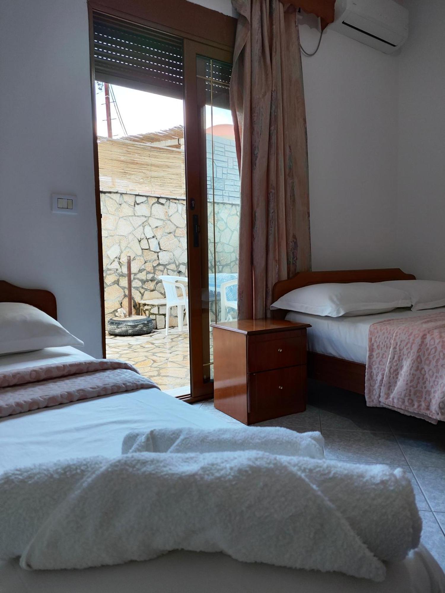Hola Rooms Ksamil Dış mekan fotoğraf