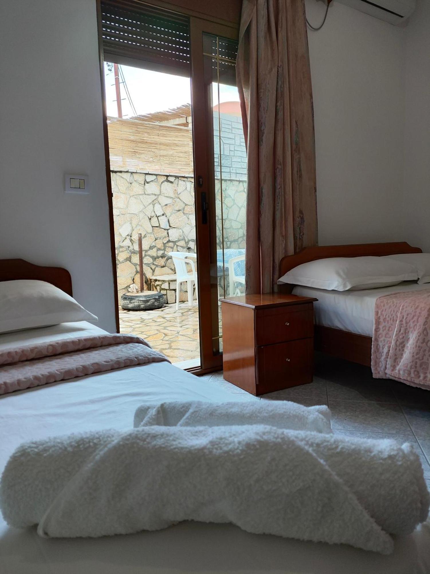 Hola Rooms Ksamil Dış mekan fotoğraf