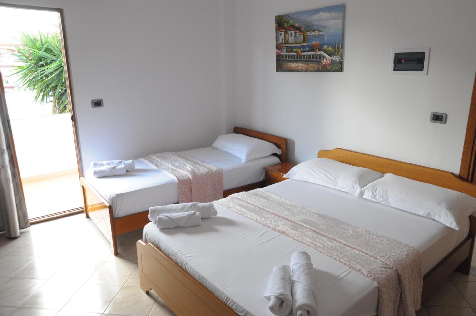 Hola Rooms Ksamil Dış mekan fotoğraf