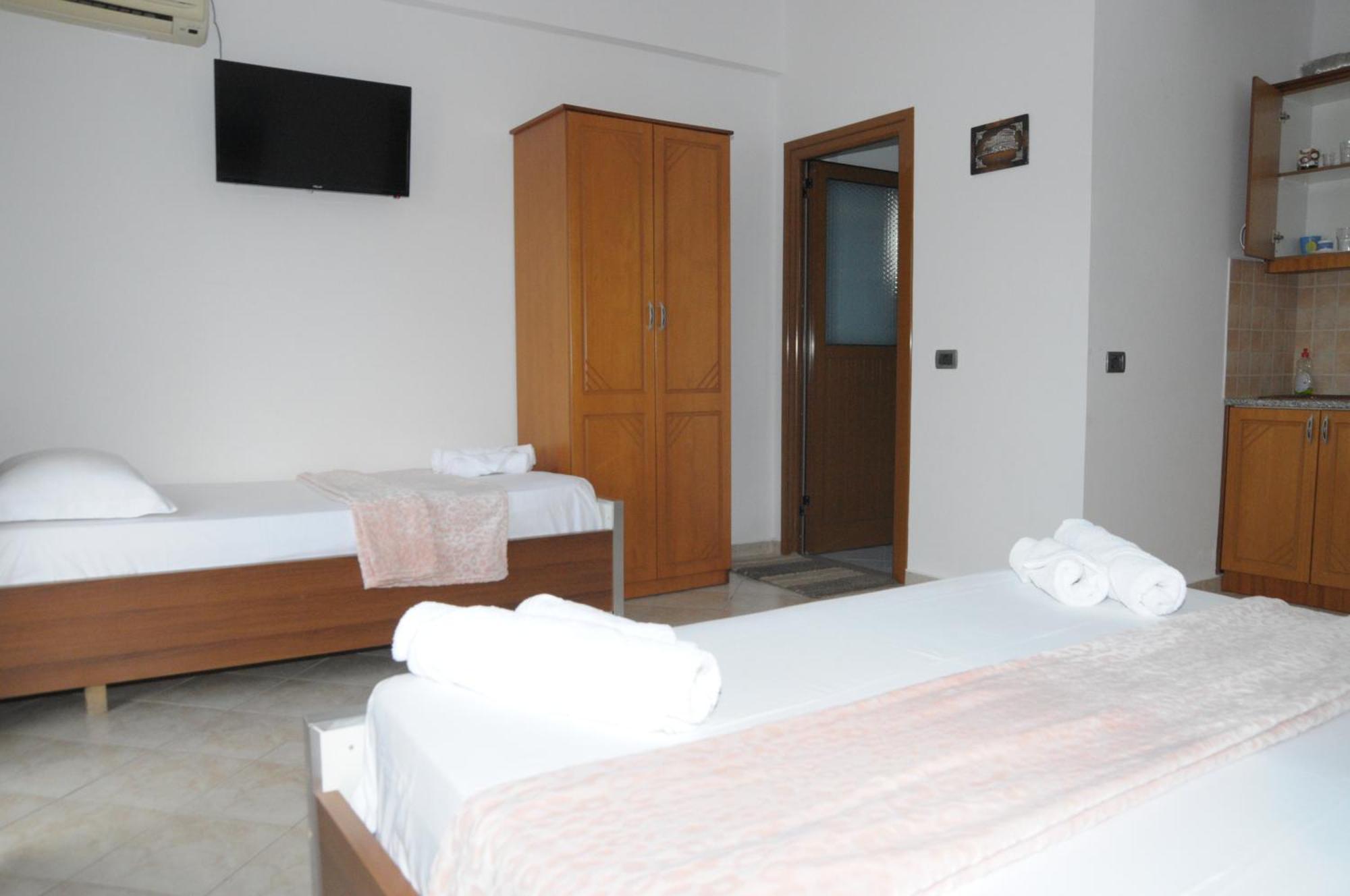 Hola Rooms Ksamil Dış mekan fotoğraf