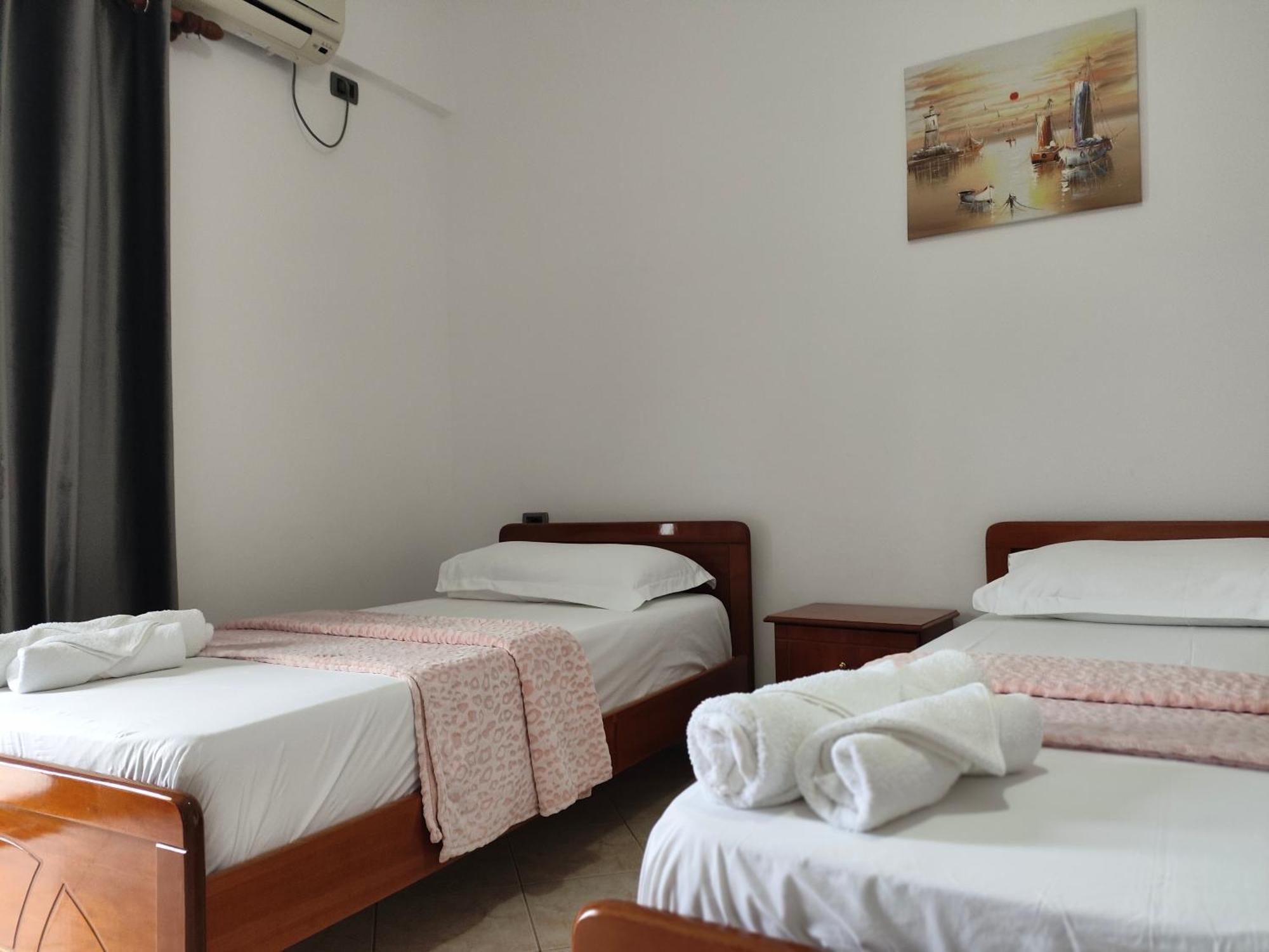 Hola Rooms Ksamil Dış mekan fotoğraf