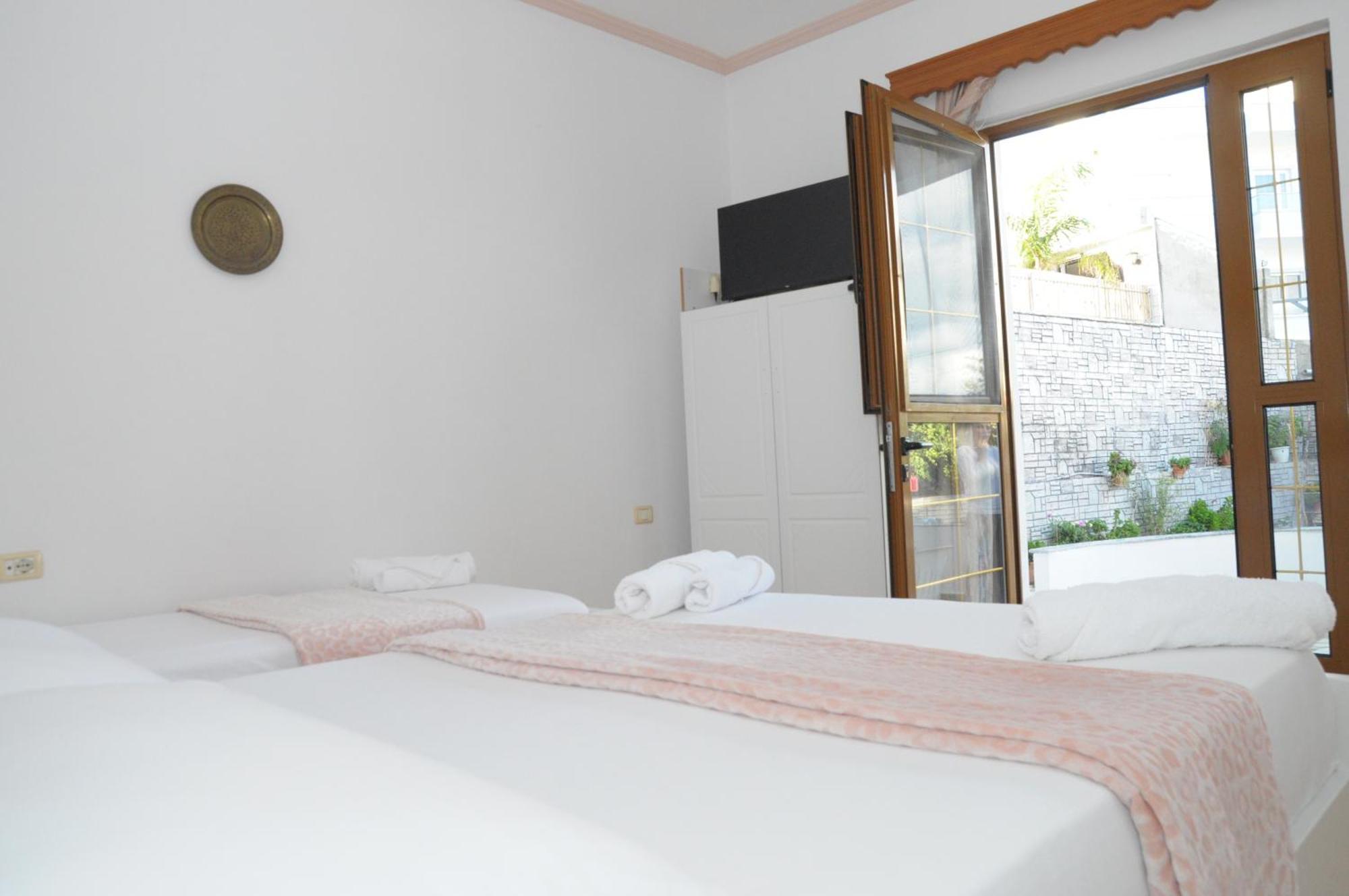 Hola Rooms Ksamil Dış mekan fotoğraf