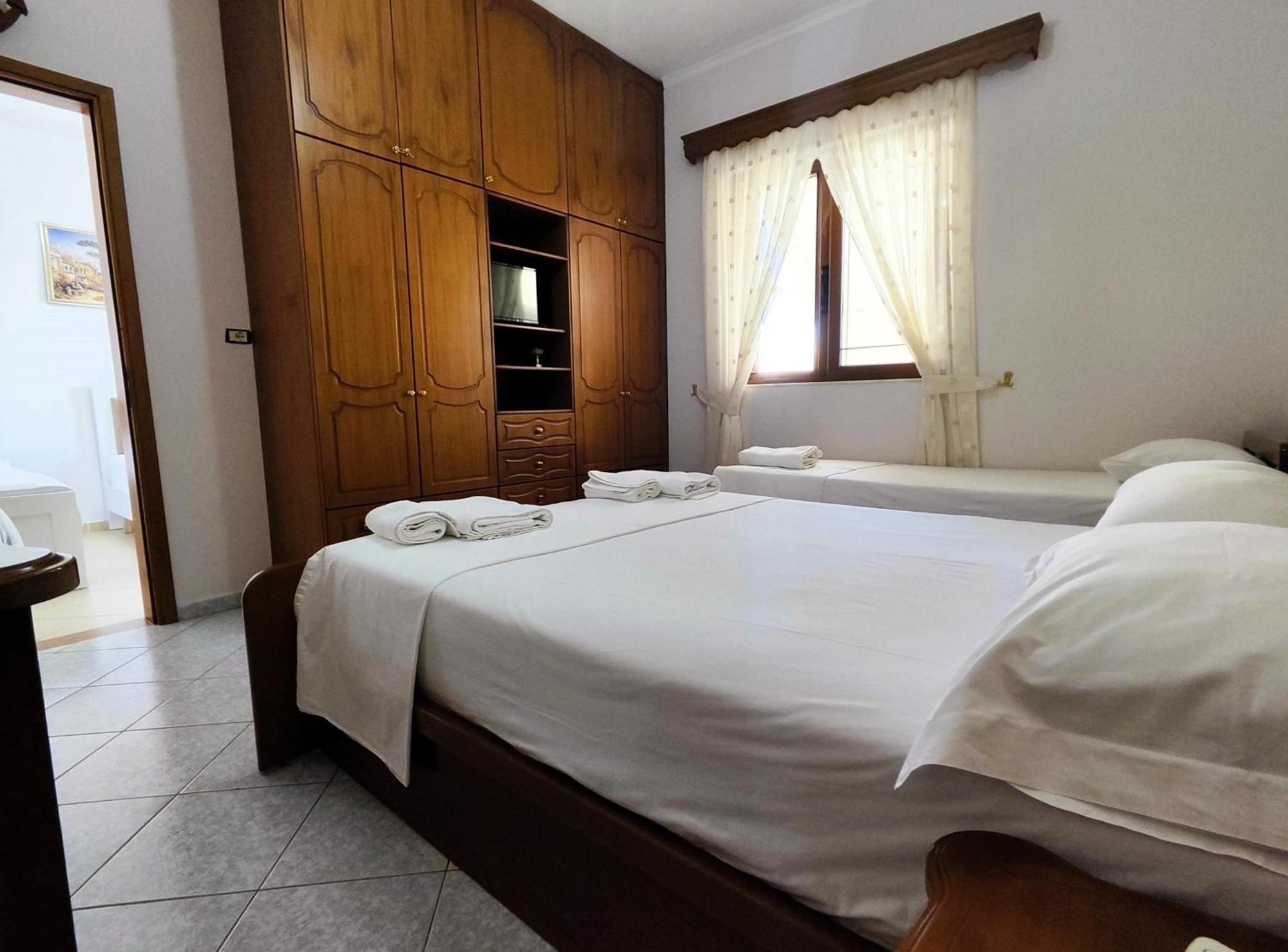 Hola Rooms Ksamil Dış mekan fotoğraf
