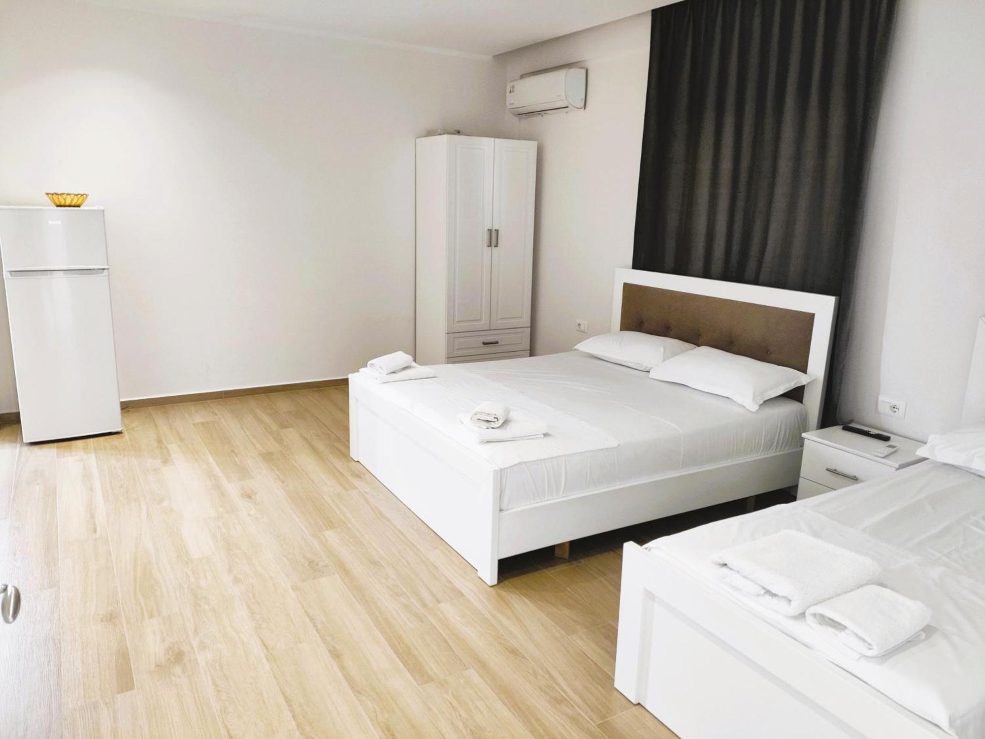 Hola Rooms Ksamil Dış mekan fotoğraf
