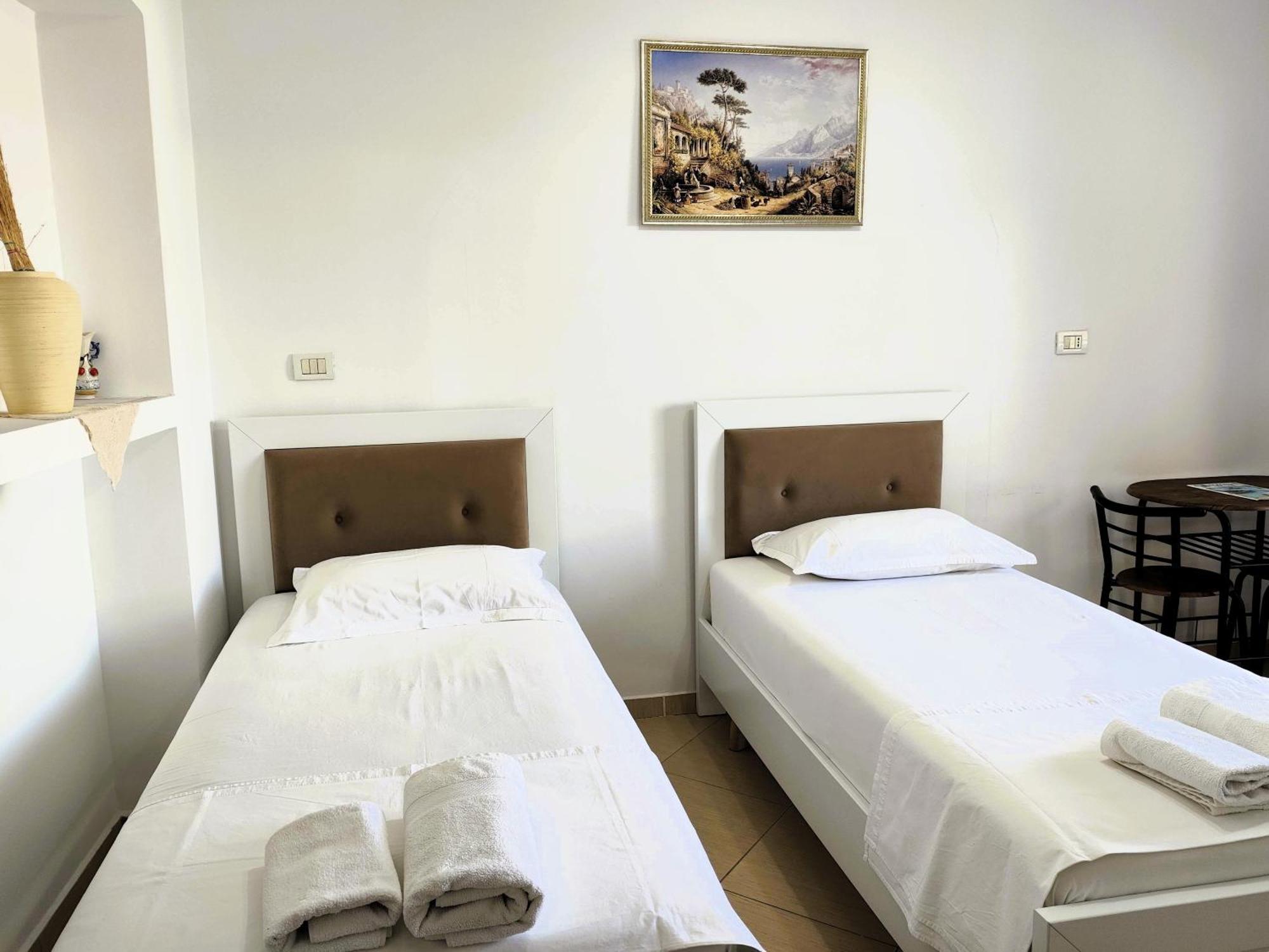 Hola Rooms Ksamil Dış mekan fotoğraf