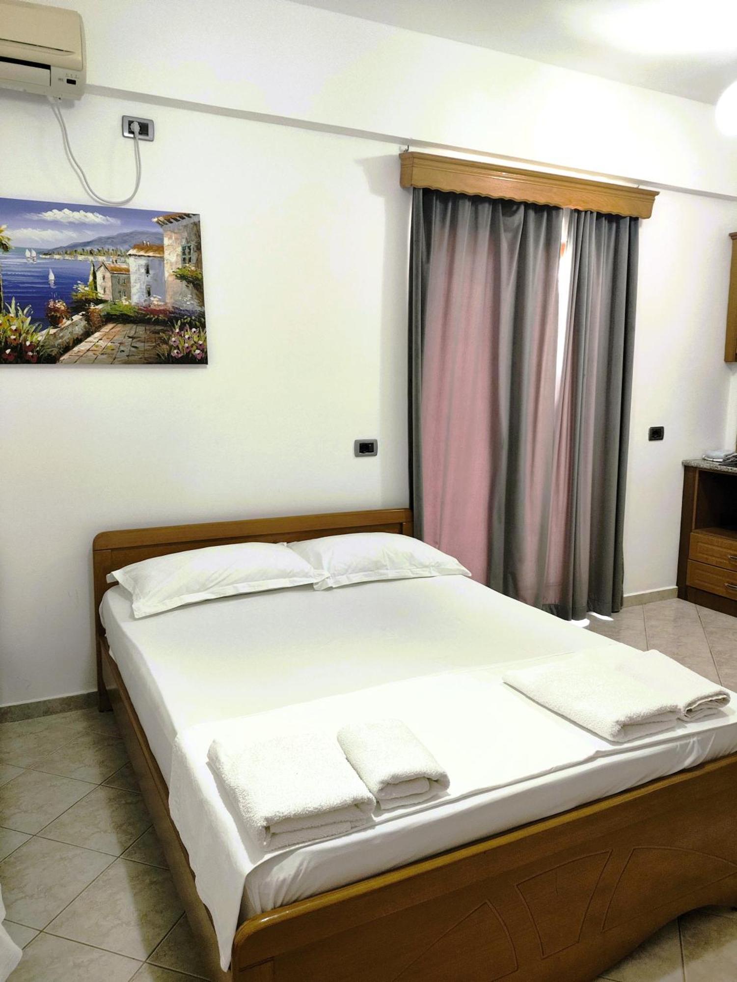 Hola Rooms Ksamil Dış mekan fotoğraf